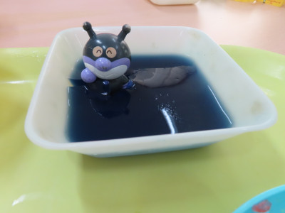 寒天に埋められたばいきんまん
