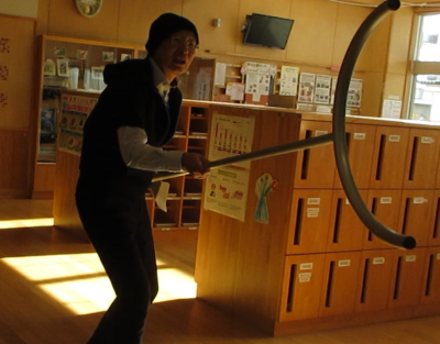 さすまたの使い方